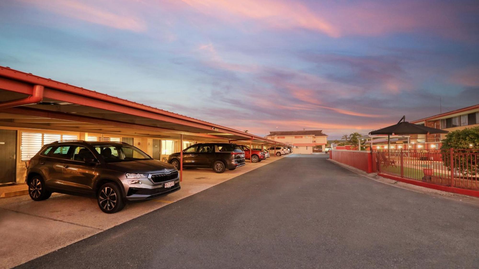 Mackay Rose Motel Bagian luar foto